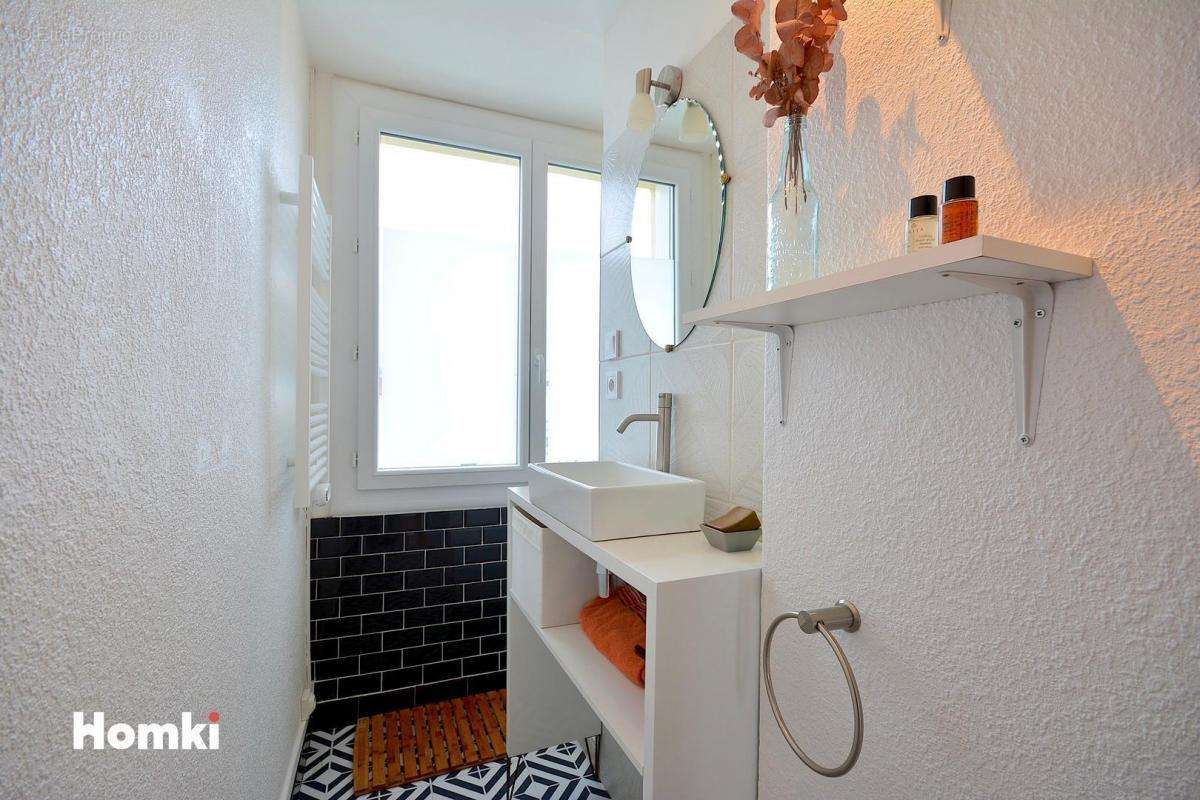 Appartement à LYON-8E