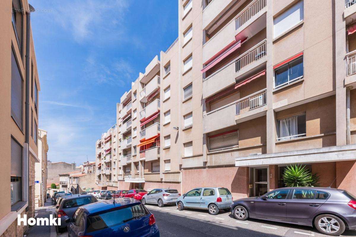 Appartement à MARSEILLE-7E