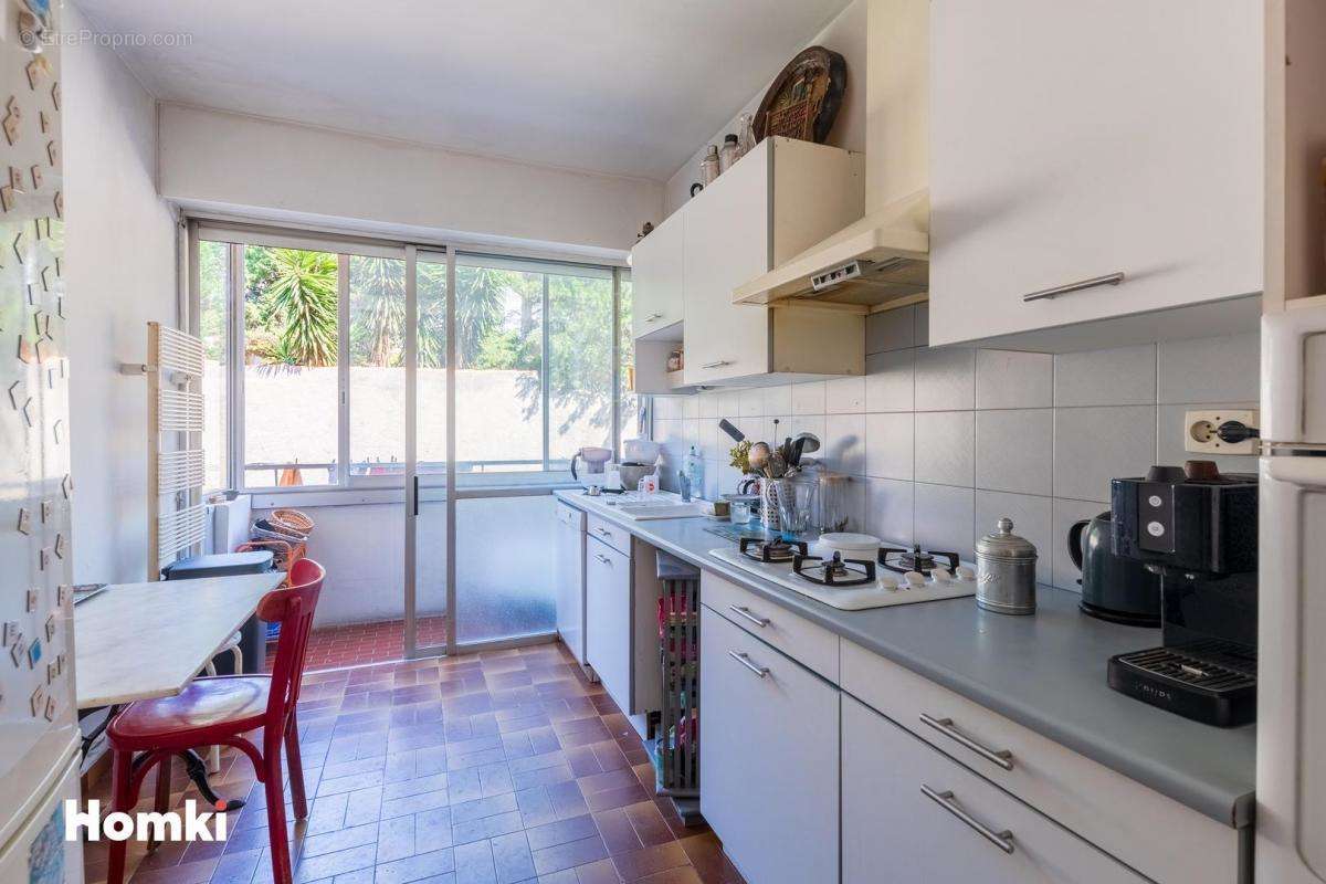 Appartement à MARSEILLE-7E