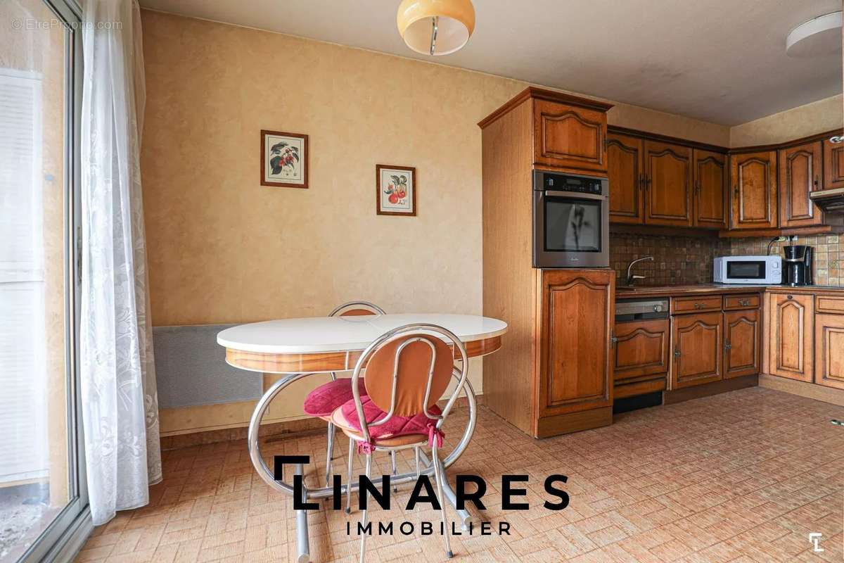 Appartement à MARSEILLE-12E