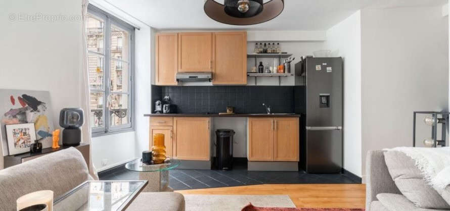 Appartement à PARIS-15E