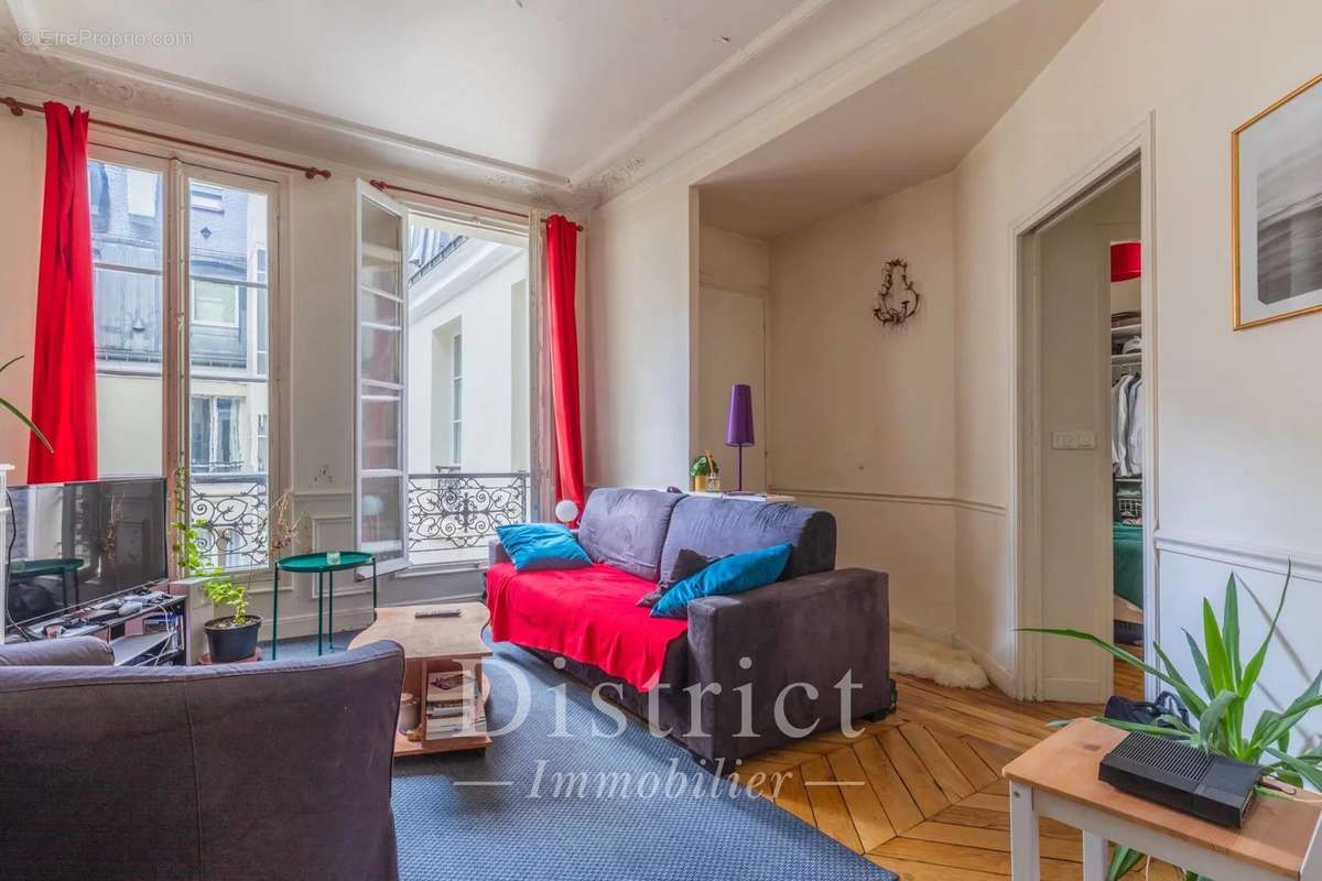 Appartement à PARIS-8E