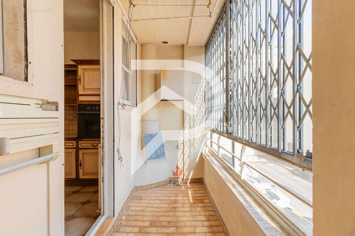 Appartement à MARSEILLE-2E