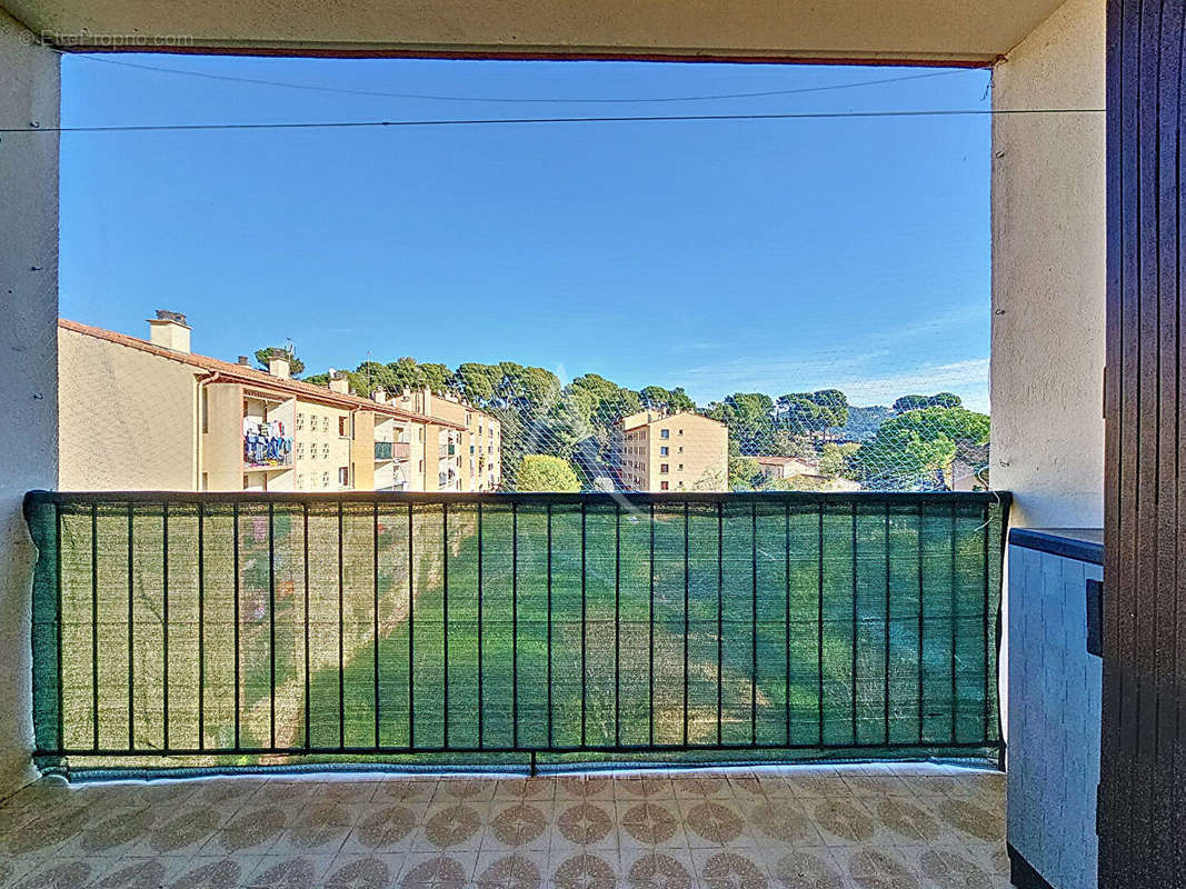 Appartement à LE CANNET