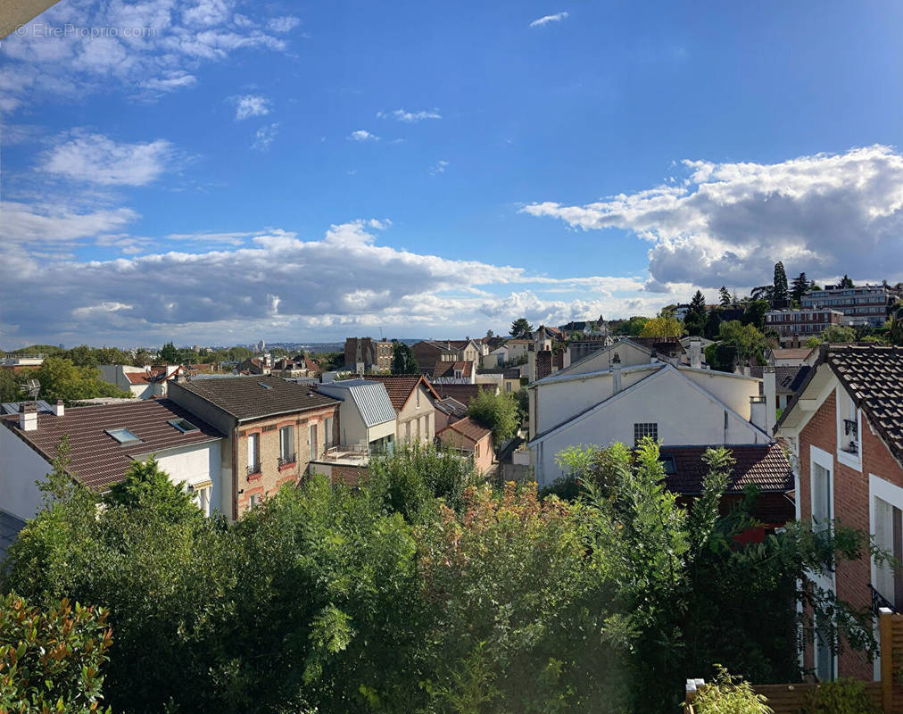 Appartement à SURESNES