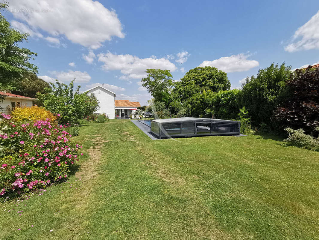 Maison à PORT-DES-BARQUES