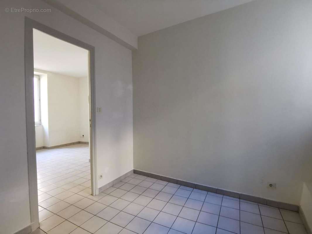   - Appartement à AUBENAS