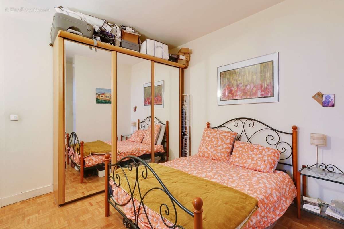 Appartement à PARIS-12E