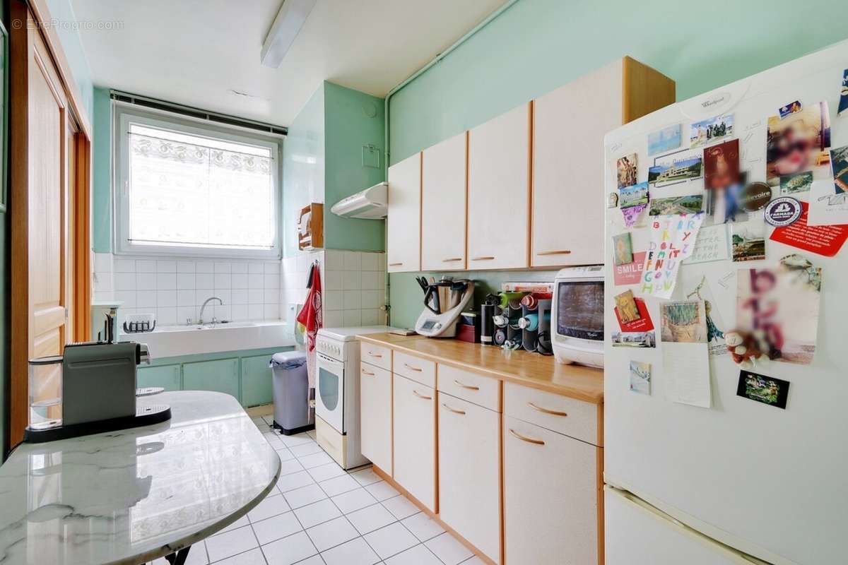 Appartement à PARIS-12E