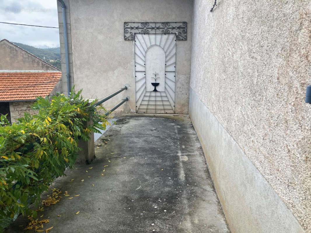 terrasse - Maison à CAHORS