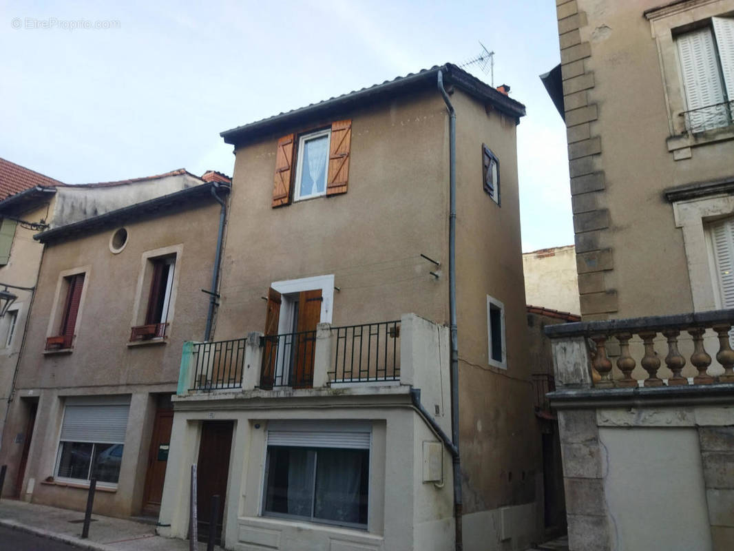 facade - Maison à CAHORS