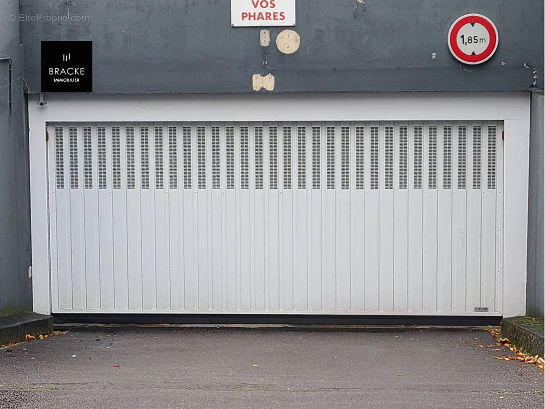 Parking à COURBEVOIE