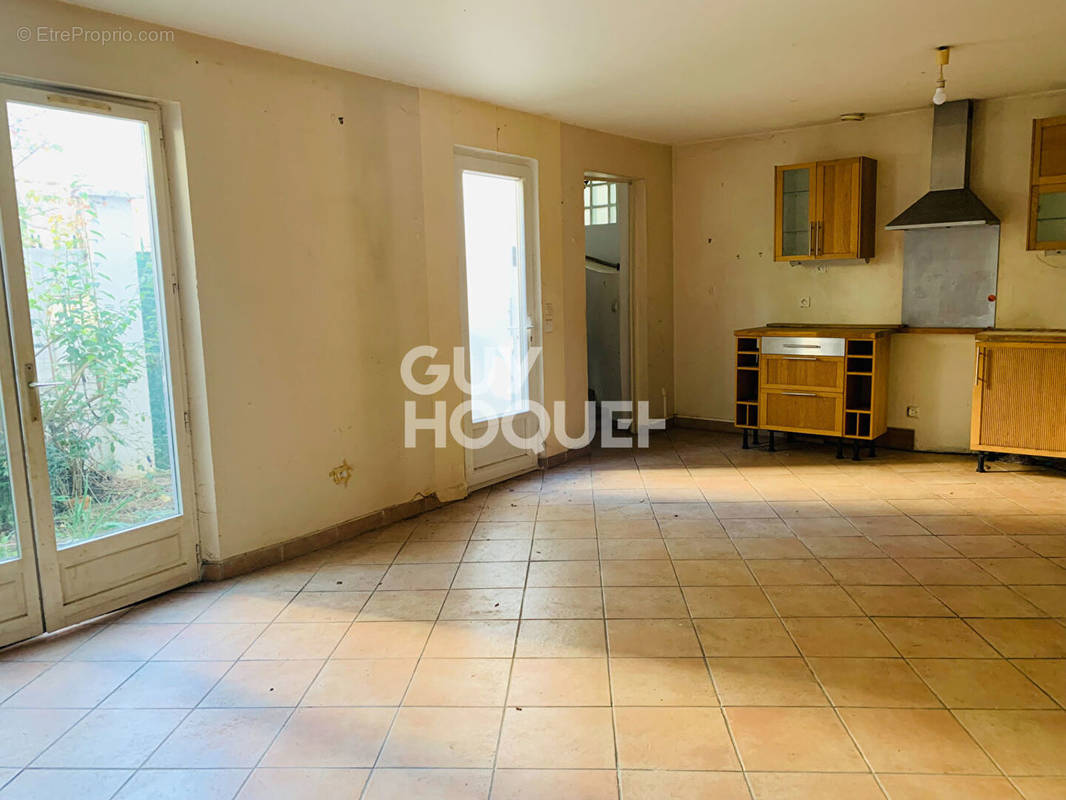 Appartement à BOIS-COLOMBES