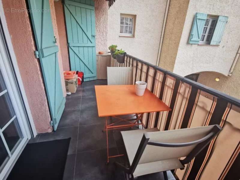 Appartement à VALLAURIS