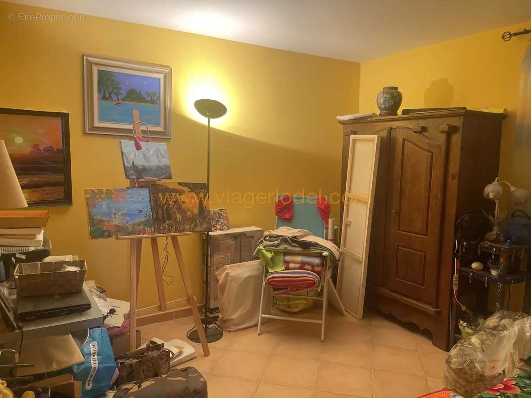 Appartement à EZE