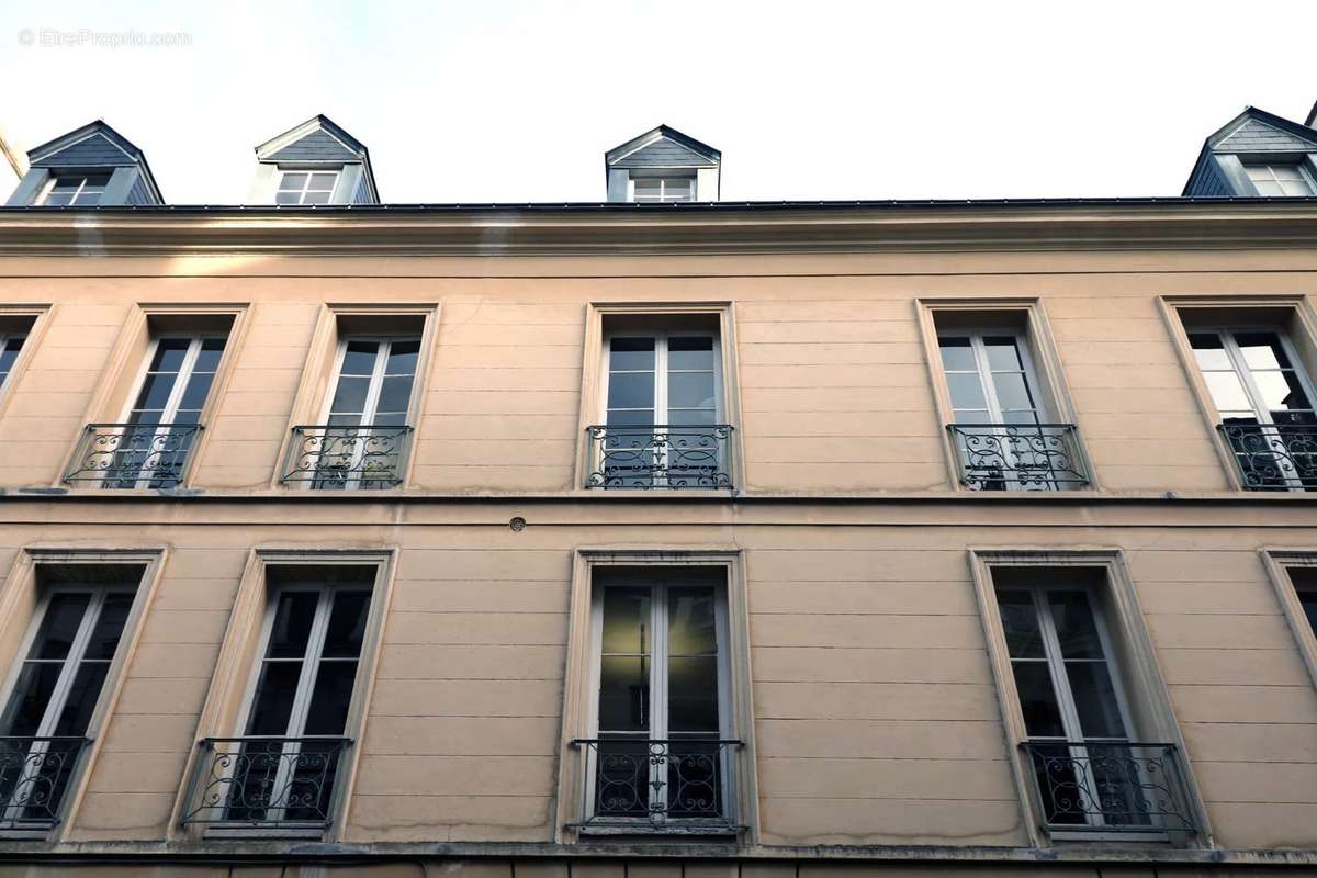 Appartement à VERSAILLES