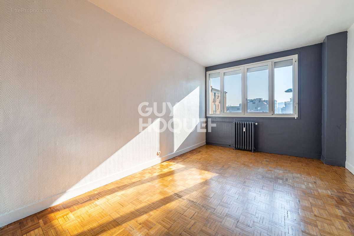 Appartement à ASNIERES-SUR-SEINE