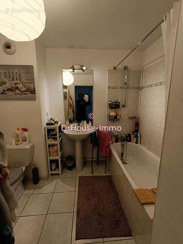 Appartement à MARSEILLE-1E