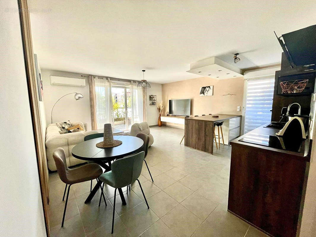 Appartement à NANTERRE