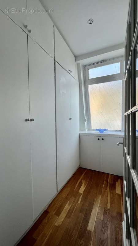 Appartement à PARIS-9E