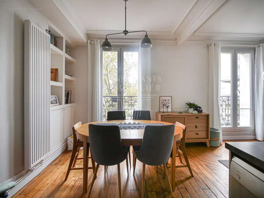 Appartement à PARIS-17E