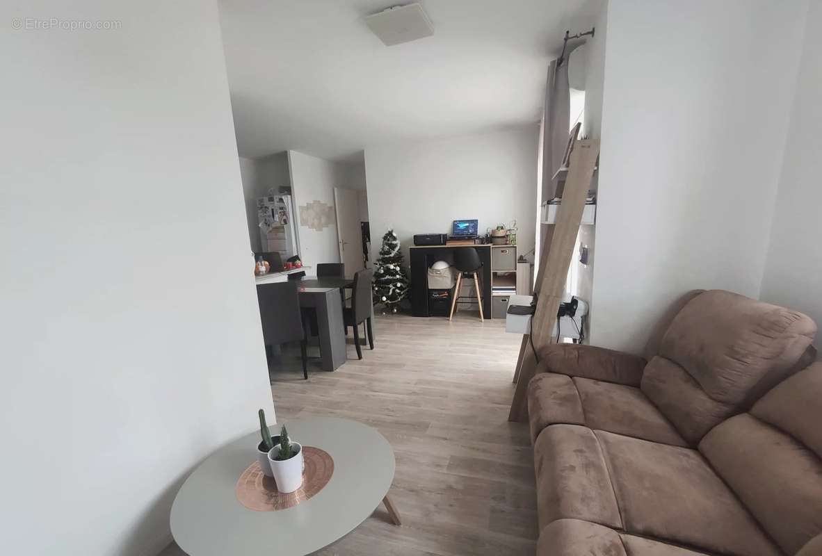 Appartement à QUINCY-SOUS-SENART