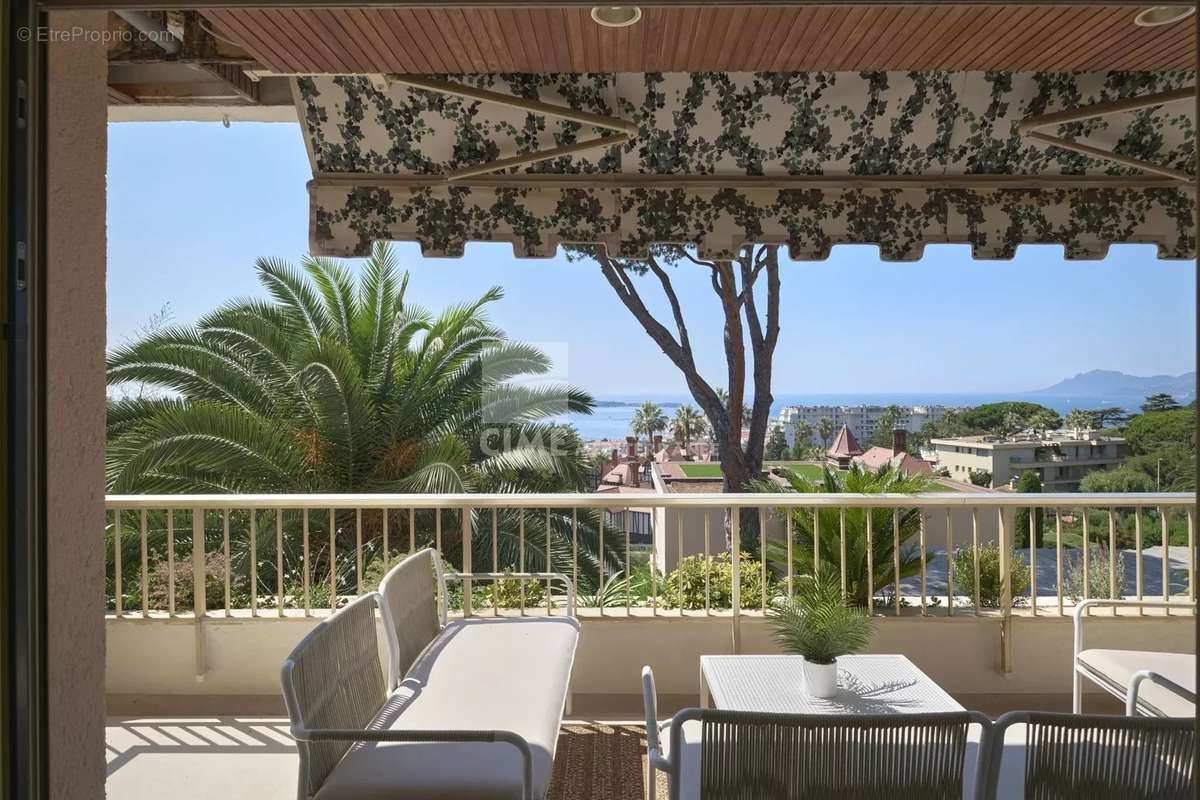 Appartement à CANNES