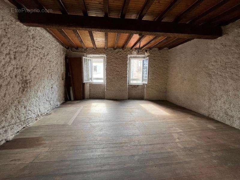   - Appartement à REVEL