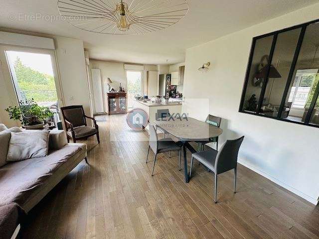 Appartement à RUEIL-MALMAISON