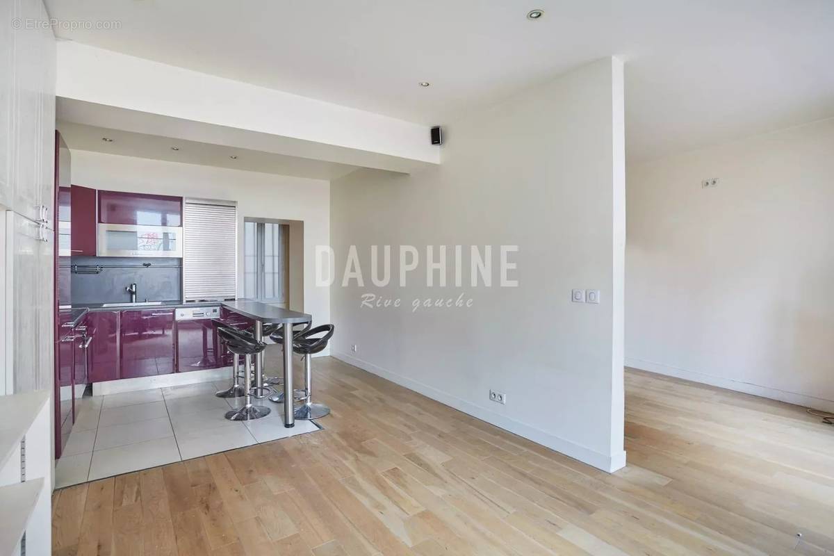 Appartement à PARIS-6E