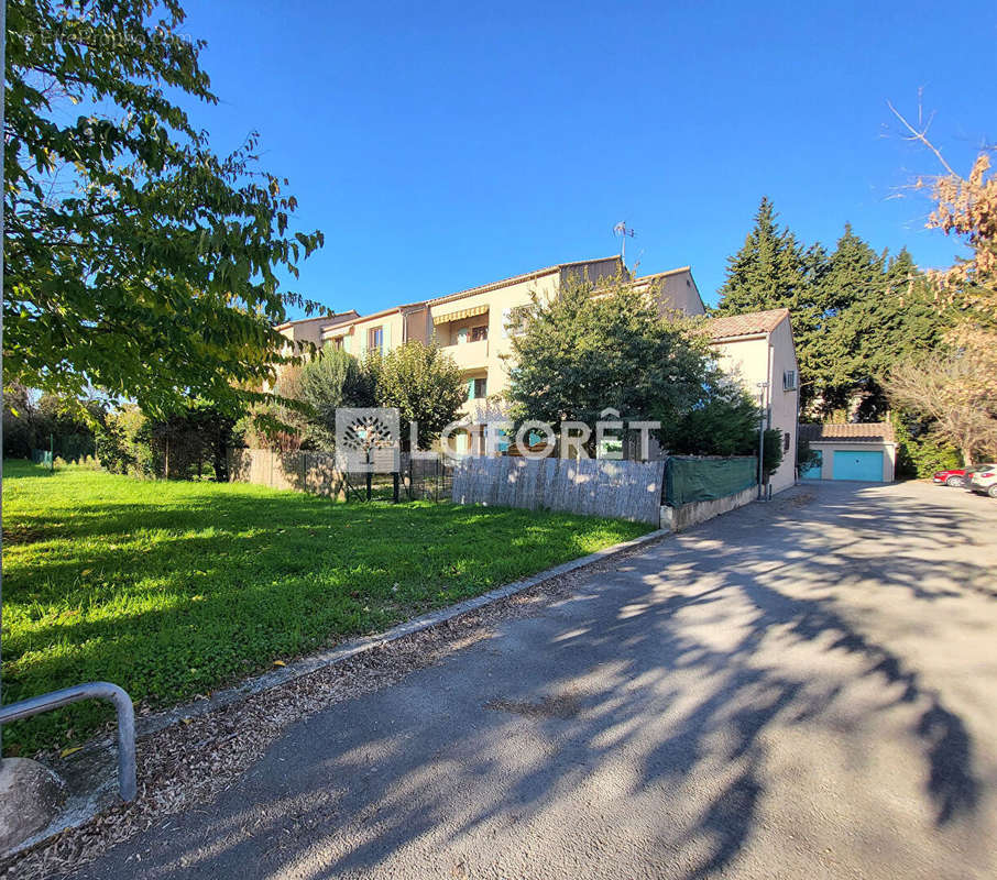 Appartement à L&#039;ISLE-SUR-LA-SORGUE