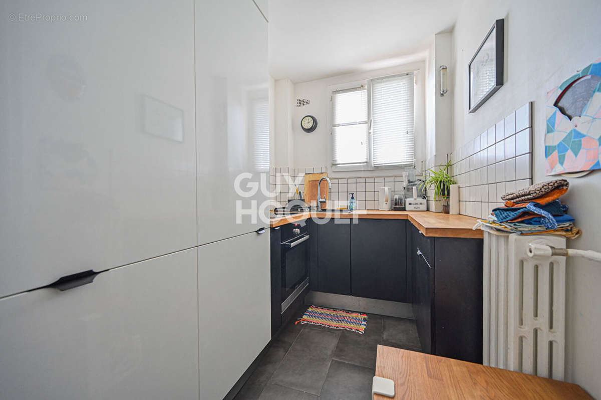 Appartement à PARIS-12E