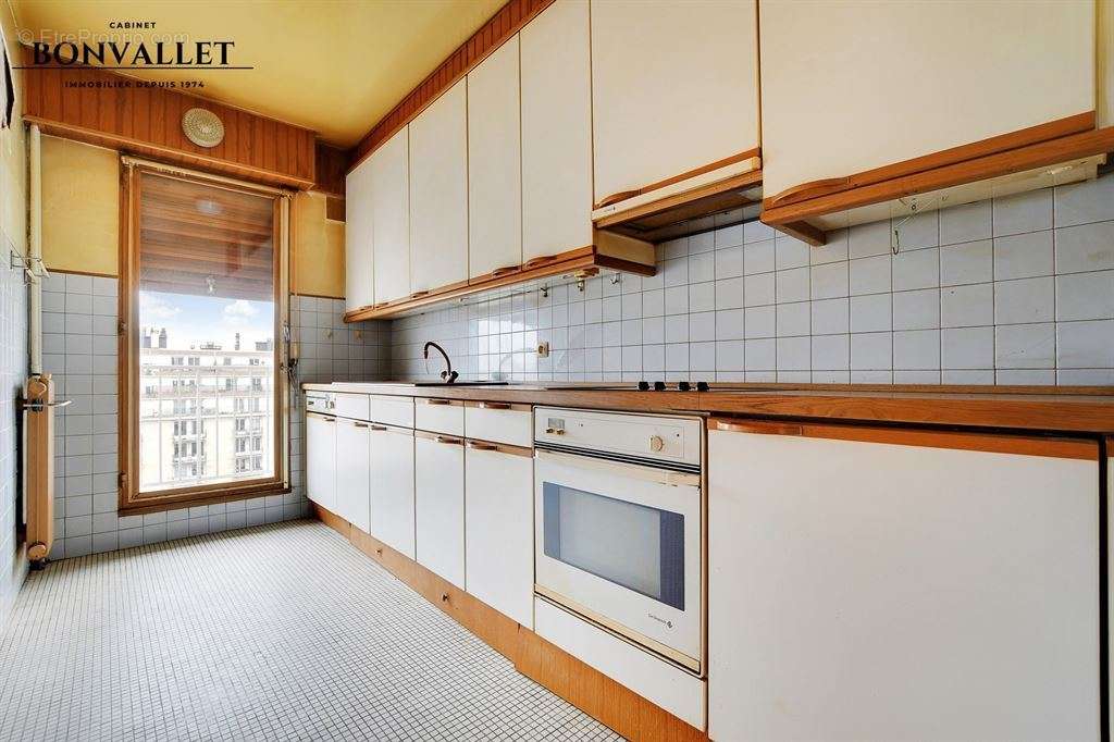 Appartement à PARIS-15E