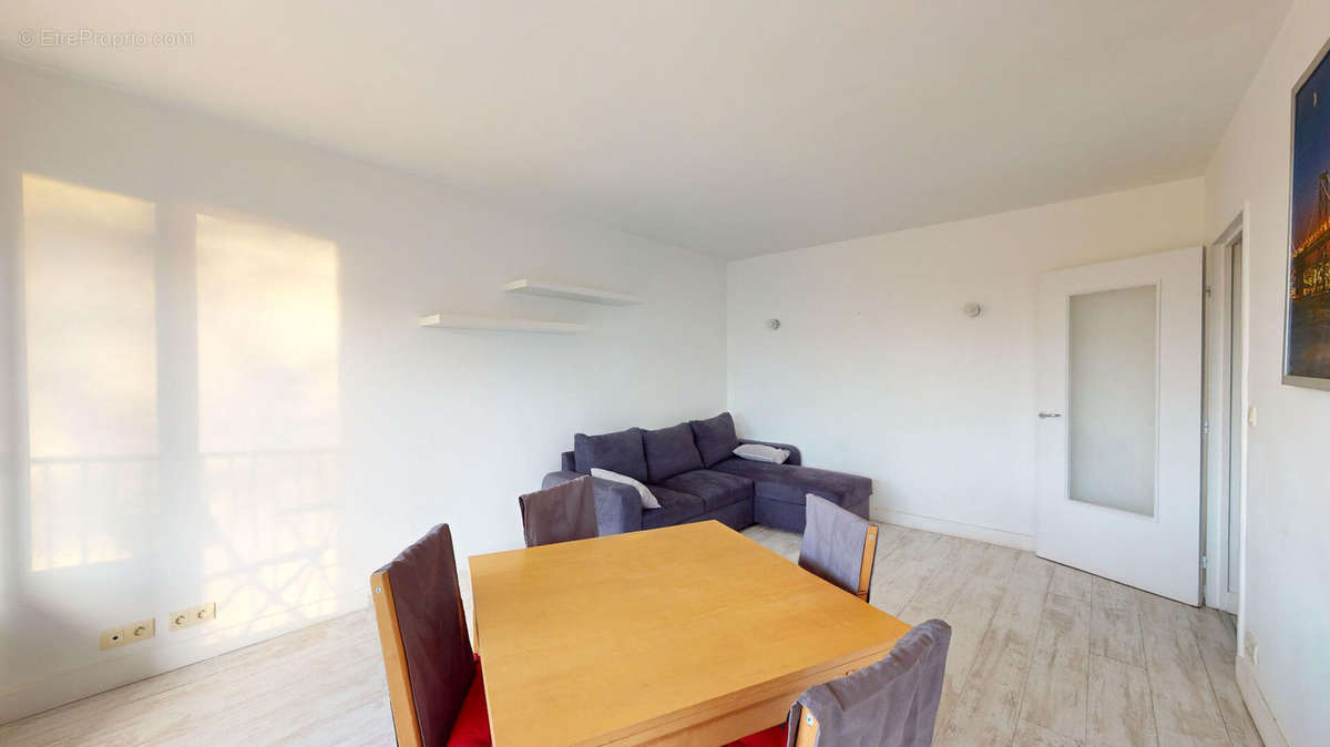 Appartement à CHENNEVIERES-SUR-MARNE