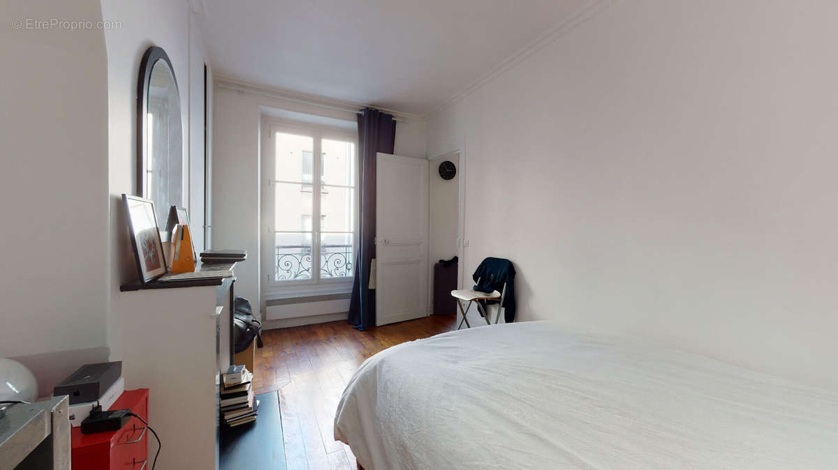 Appartement à PARIS-10E