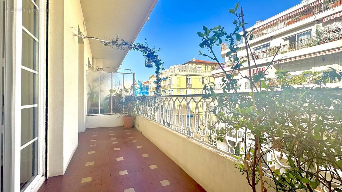 Appartement à NICE