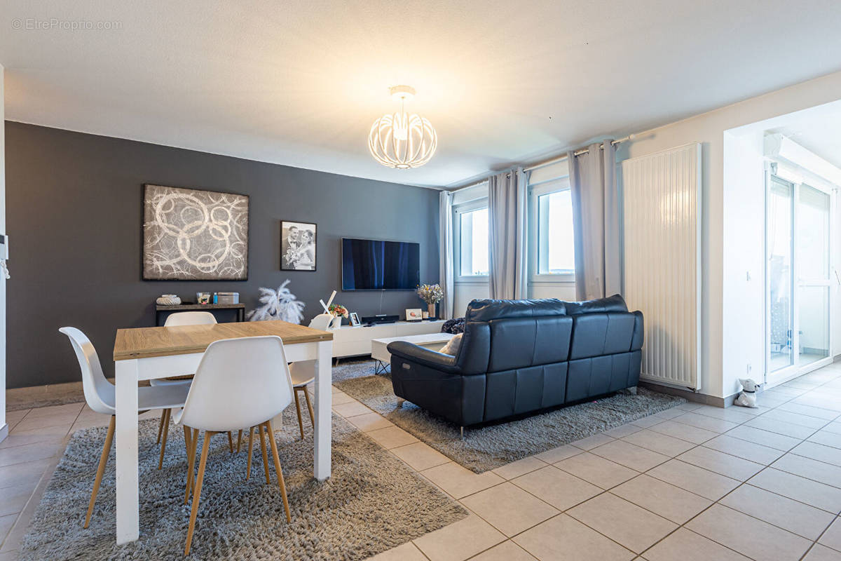 Appartement à ANNECY-LE-VIEUX