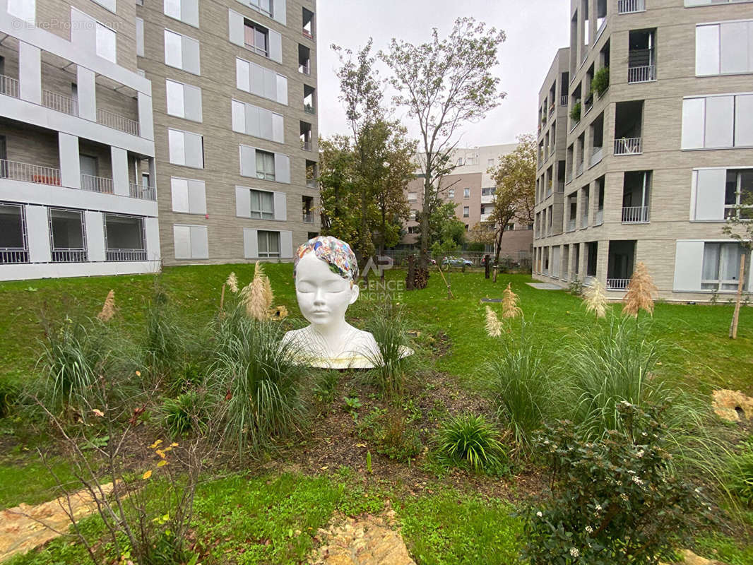 Appartement à NANTERRE