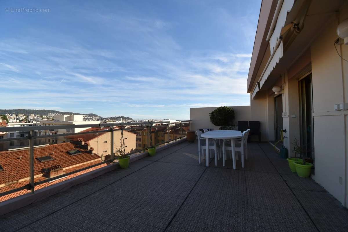 Appartement à NICE