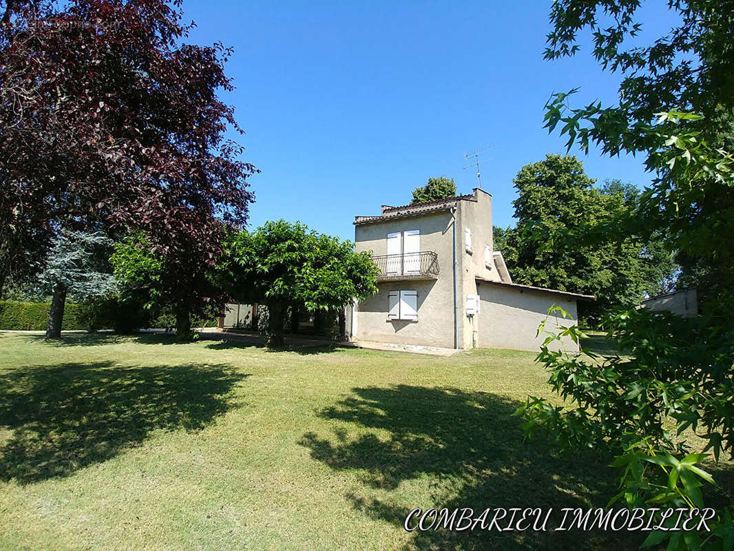 Maison à CAUSSADE