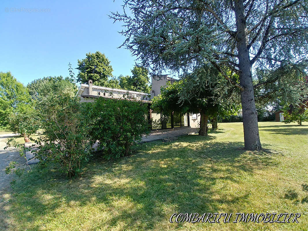 Maison à CAUSSADE