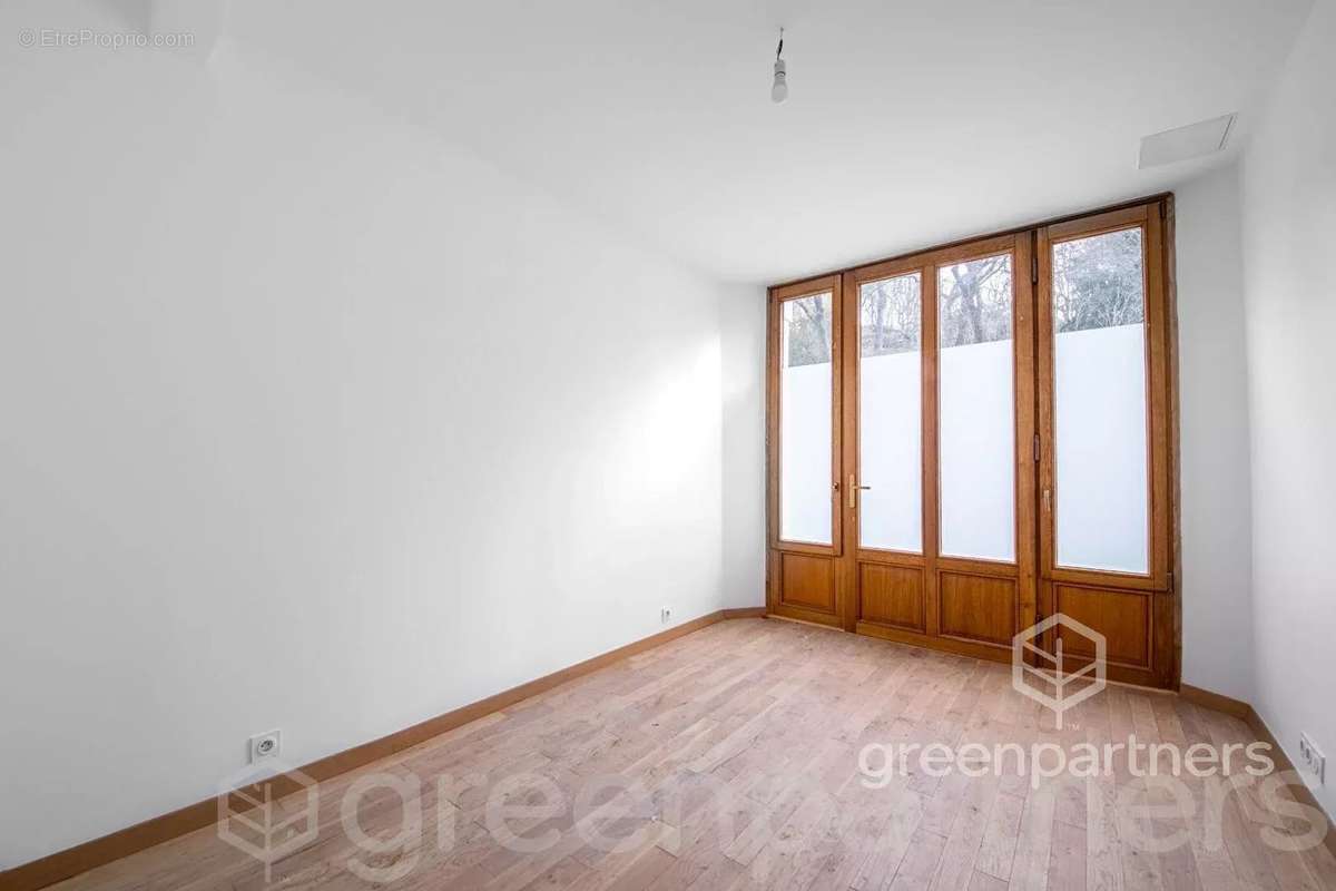 Appartement à PARIS-20E