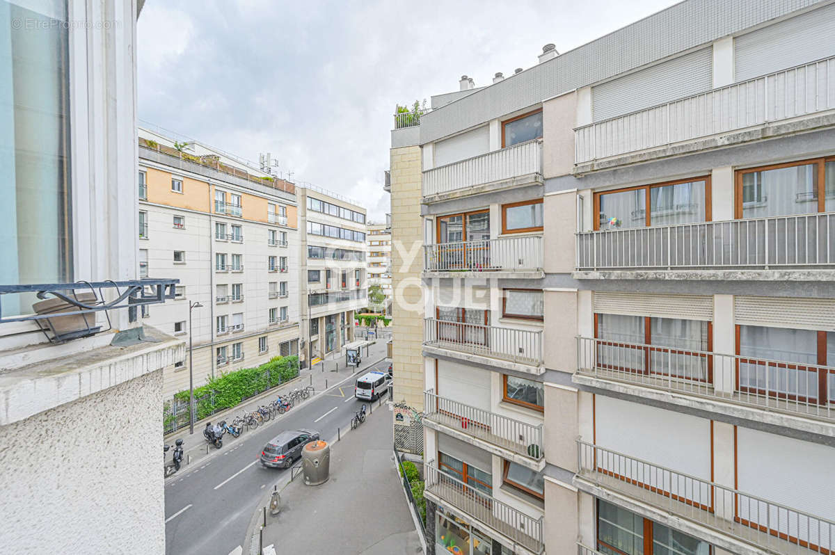 Appartement à PARIS-12E