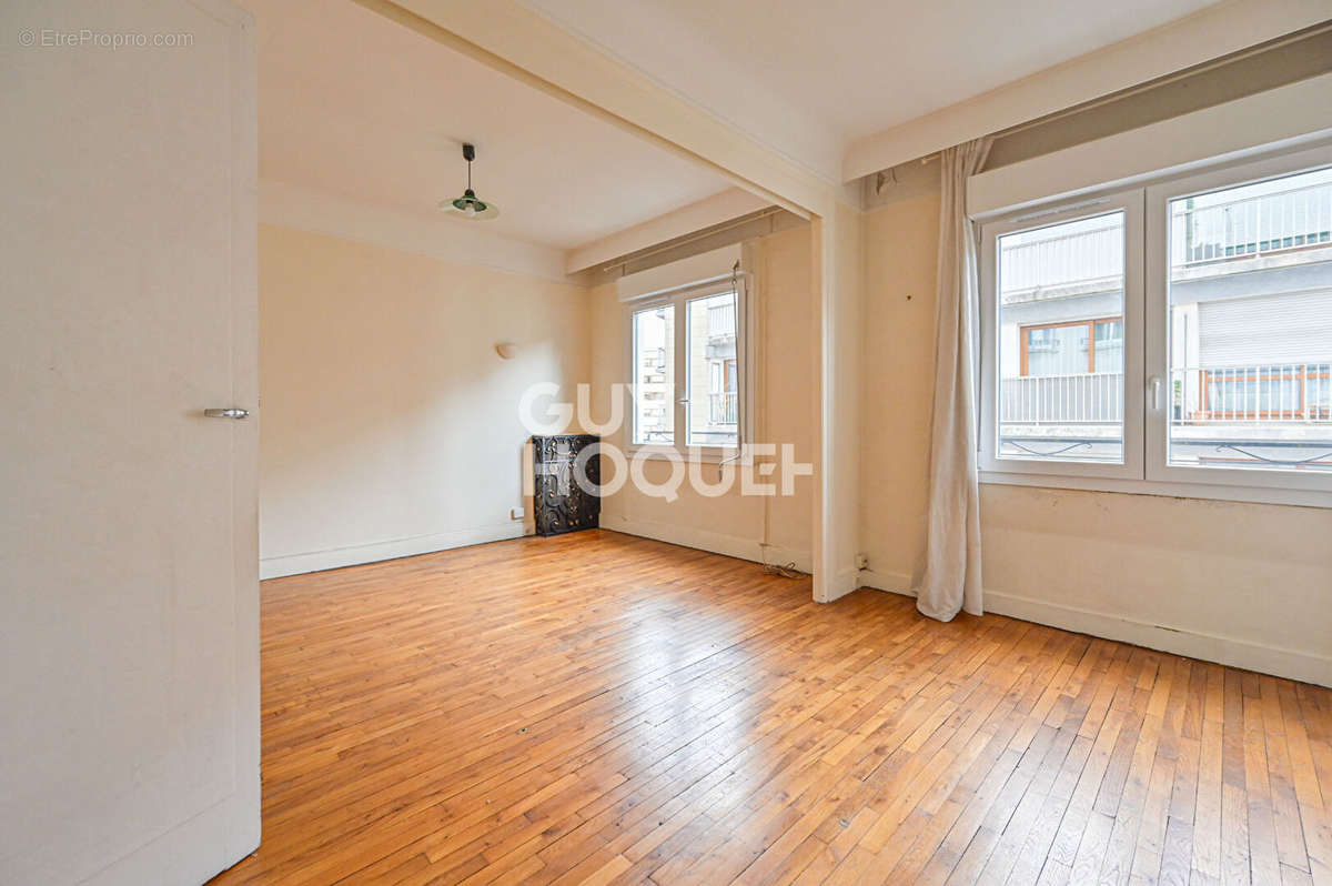 Appartement à PARIS-12E