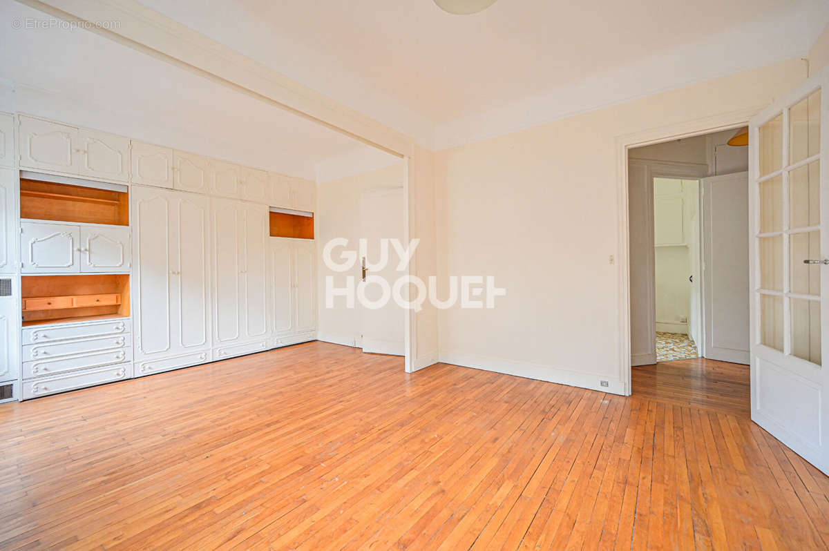 Appartement à PARIS-12E