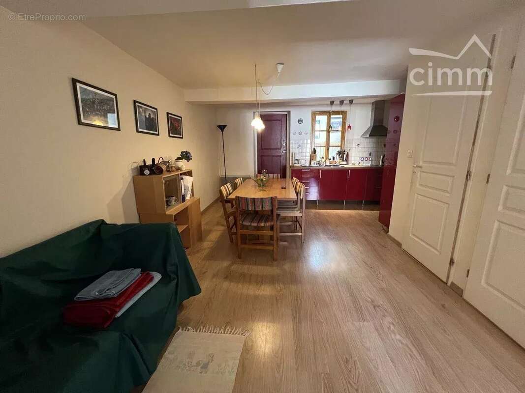 Appartement à QUILLAN