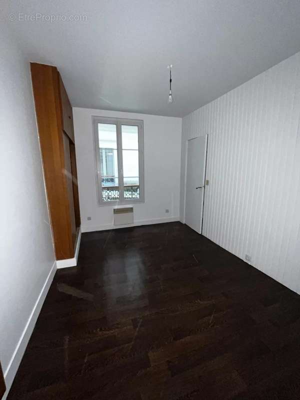 Appartement à PARIS-19E