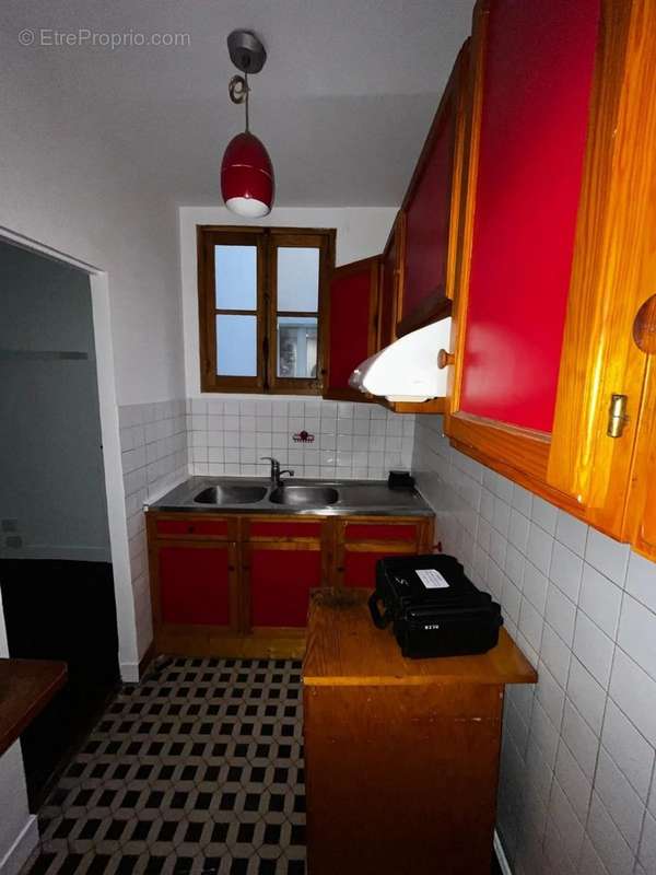 Appartement à PARIS-19E