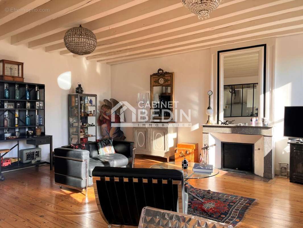 Appartement à BORDEAUX