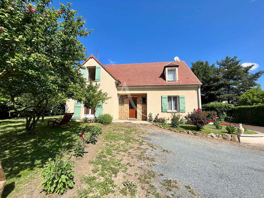 Maison à AUVERS-SUR-OISE